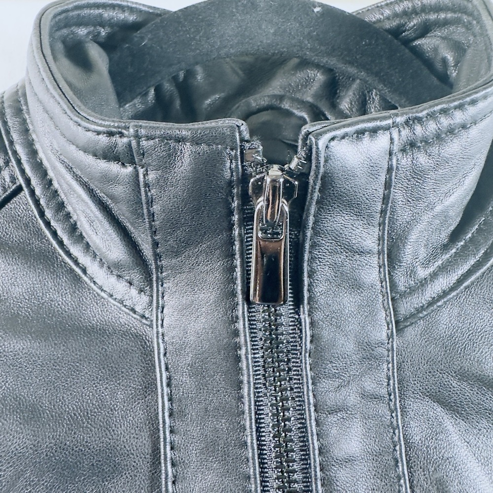Avanti Leather Jacket Women Medium Black Fitted Zippered Soft  Moto Biker - Picture 2 of 16